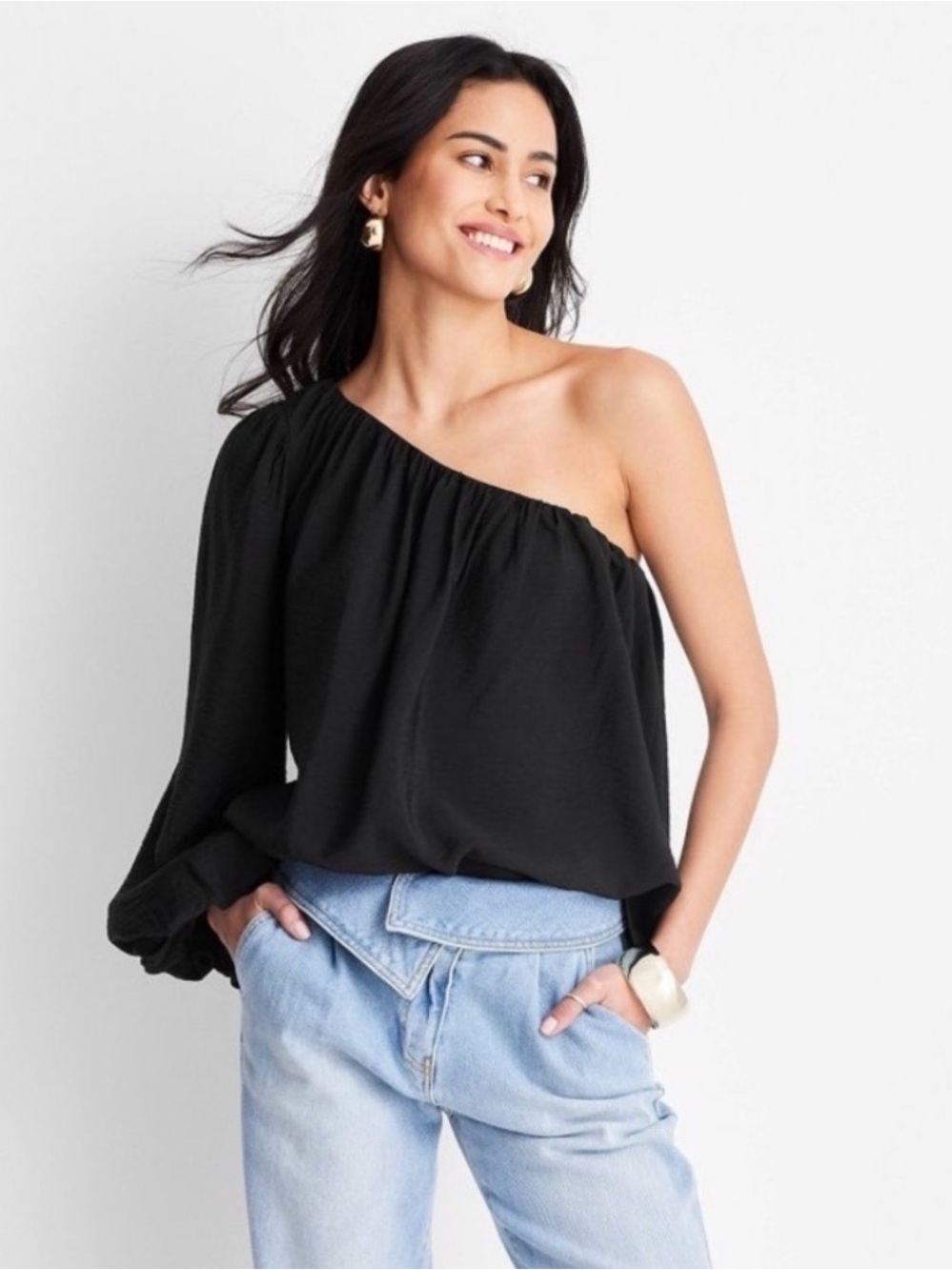 Future Collective with Jenny K. Lopez/Size Medium
Black One-Shoulder Blouse